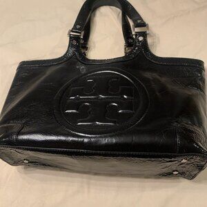 Tory Burch Bombe Tote Black Crackle Leather Logo Embossed Silver Metal Rare EUC